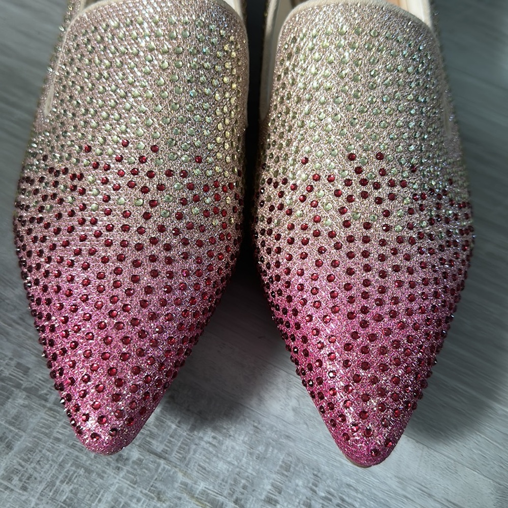 Super cute pink rhinestone flats